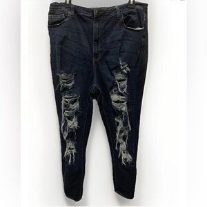 Fashion Nova Womens Jeans Sz 20 Jeans Tapered Dark Wash Distressed Ripped Casual